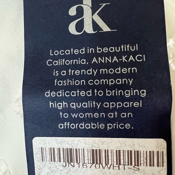 White Textured Dress Flutter sleeves - Picture 7 of 8